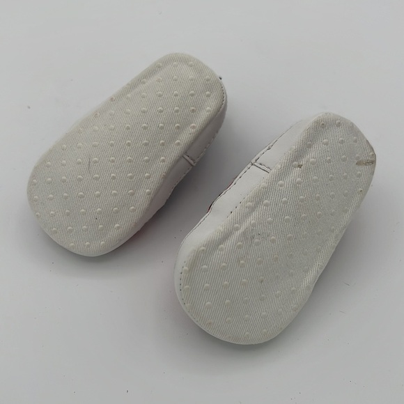 Old Navy patriotic red white and blue canvas sneakers size 0-3 months - Picture 3 of 7